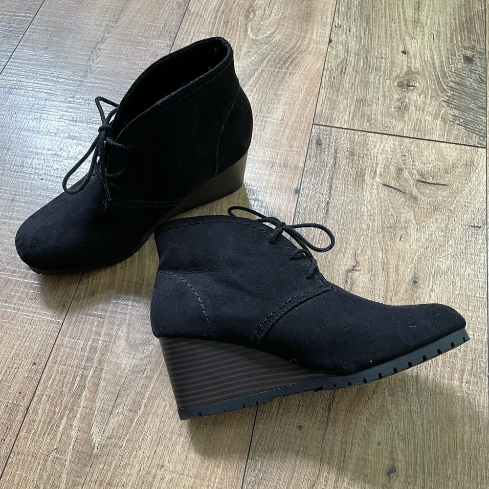 Time and Tru Women’s Wedge Booties Size 7.5 - Picture 2 of 7